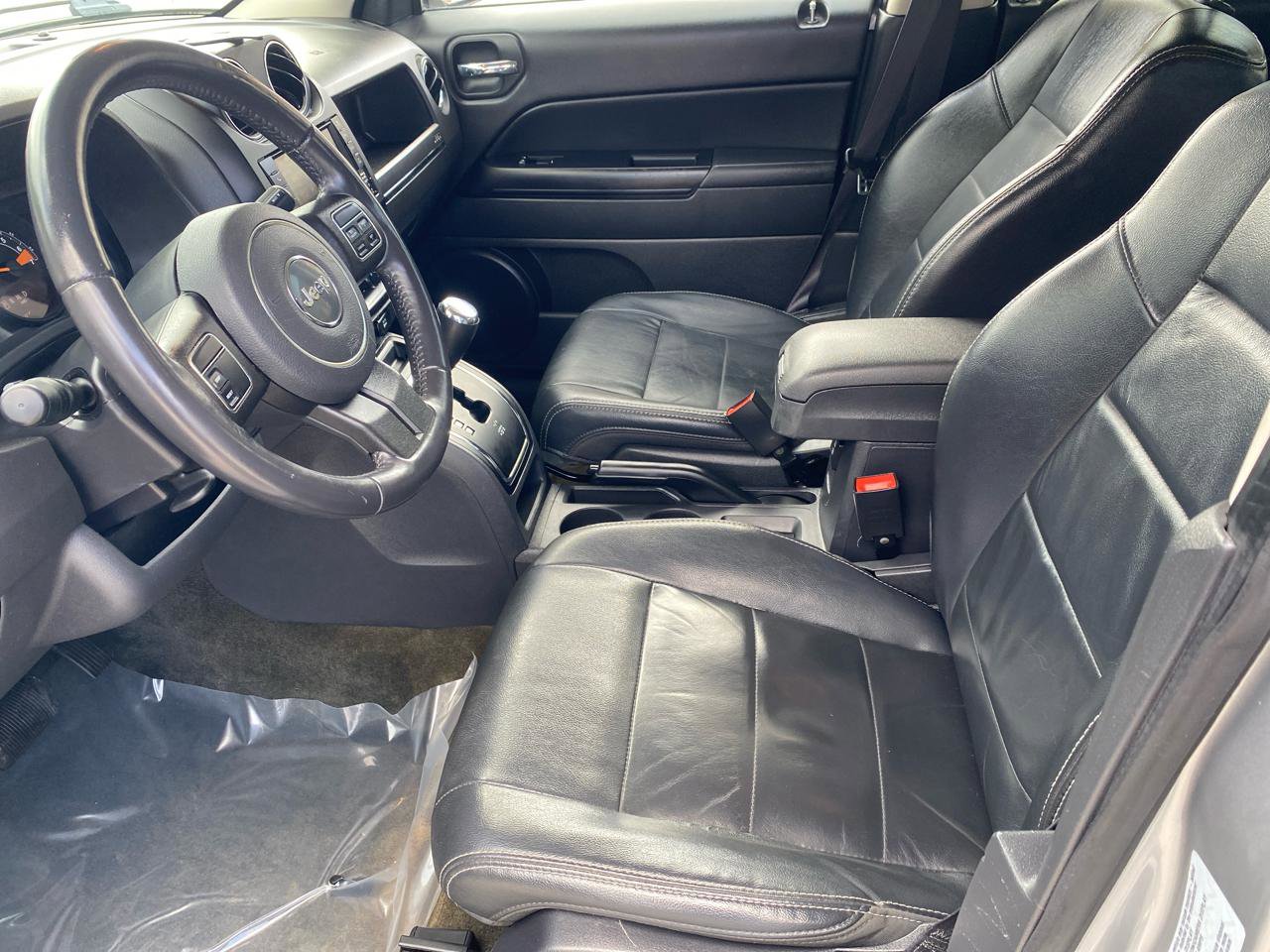 Used 2016 Jeep Patriot High Altitude AWD/4WD image 14