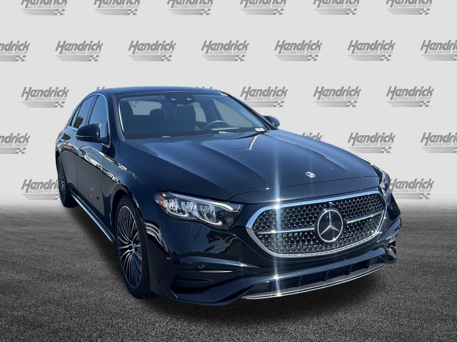 Used 2025 Mercedes-Benz E 350 Sedan image 2