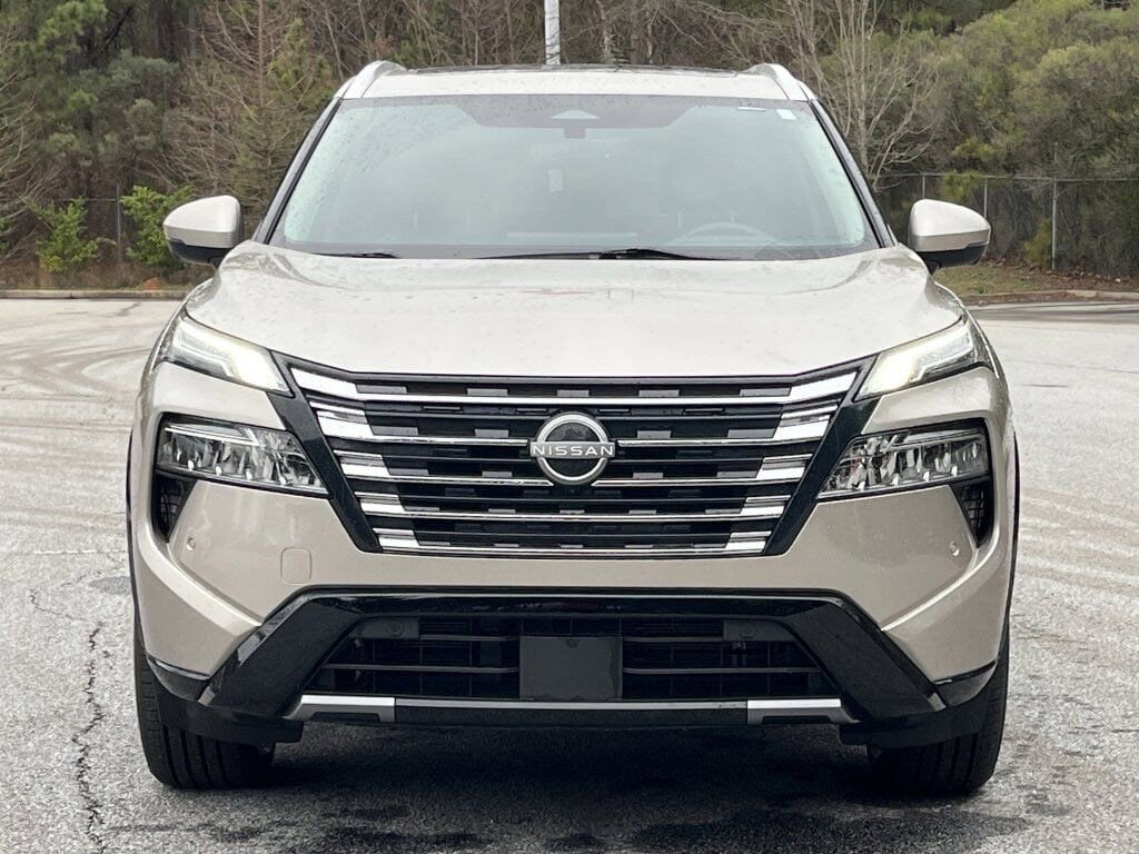 Certified 2024 Nissan Rogue Platinum w/ Platinum Premium Package image 31