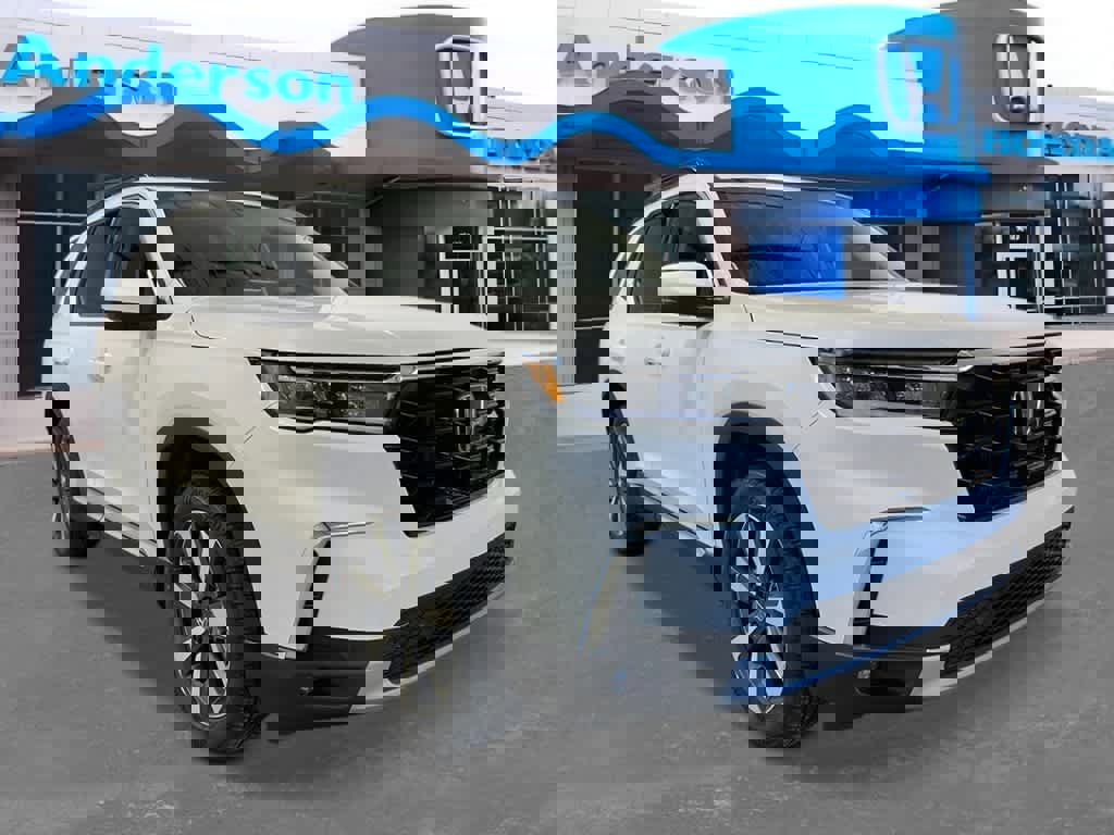 New 2025 Honda Pilot Touring image 9