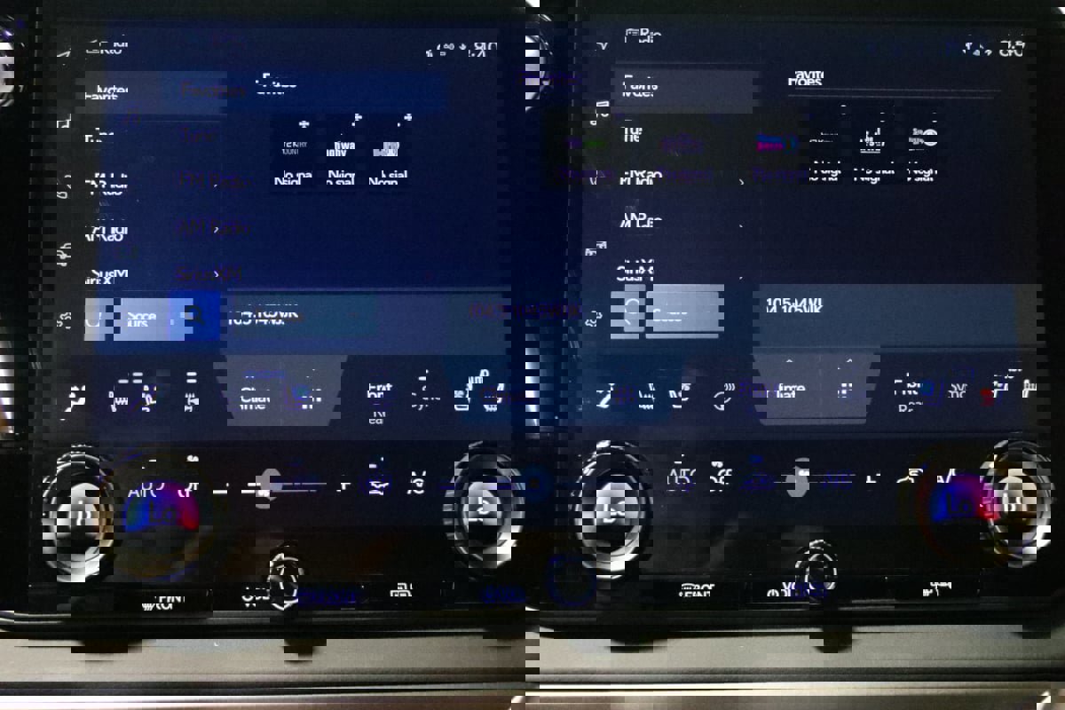 Used 2023 Lexus RX 500h F Sport image 46