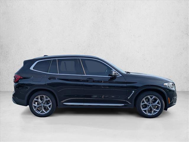 Used 2022 BMW X3 xDrive30i w/ Convenience Package AWD/4WD image 4