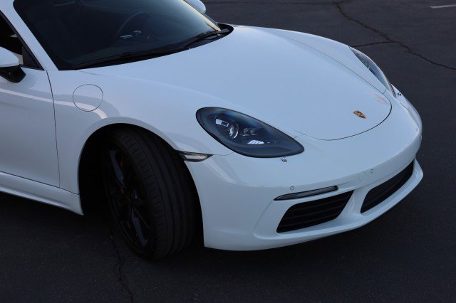 Used 2019 Porsche 718 Cayman RWD image 10