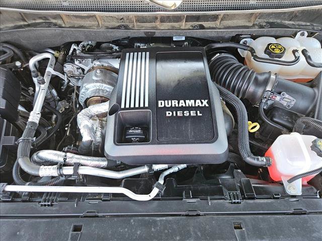 Used 2023 Chevrolet Tahoe Premier AWD/4WD image 28