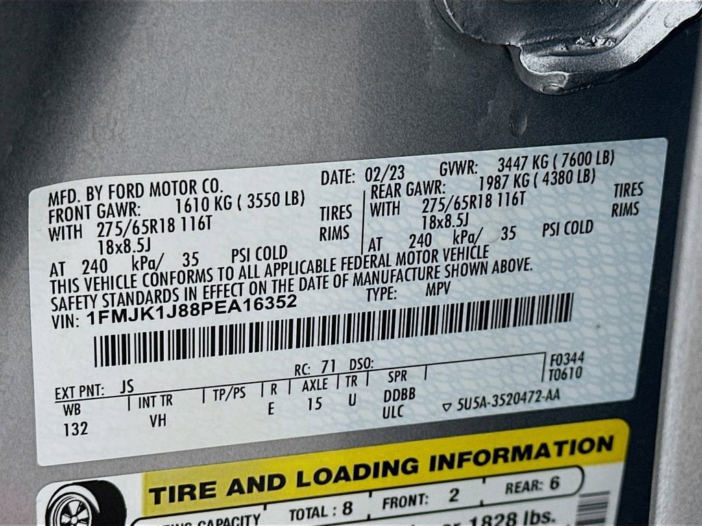 Used 2023 Ford Expedition Max XLT image 37