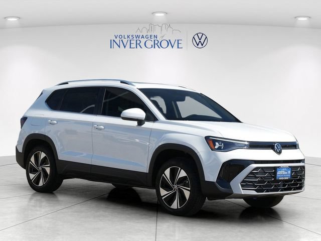 New 2026 Volkswagen Taos SE AWD/4WD image 1