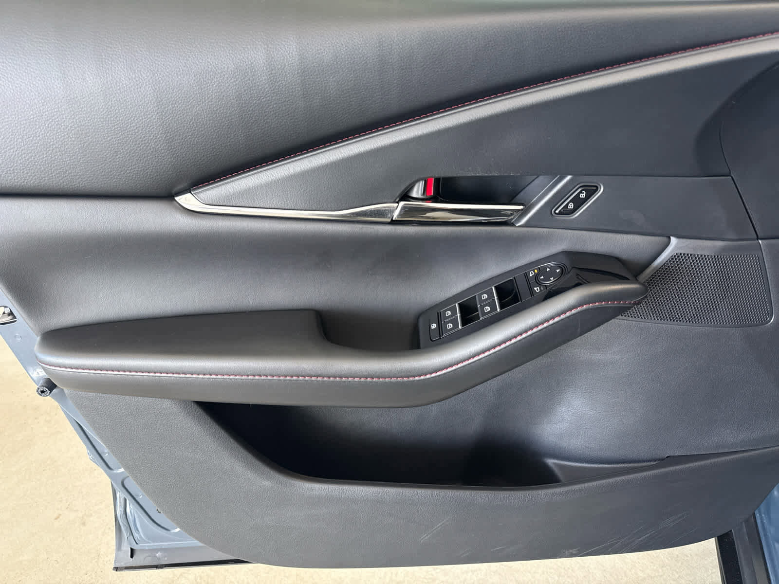 Certified 2023 MAZDA CX-30 AWD 2.5 S w/ Preferred Package image 9