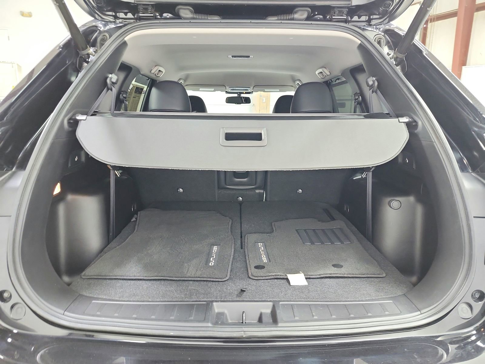 Used 2024 Mitsubishi Outlander SEL image 44