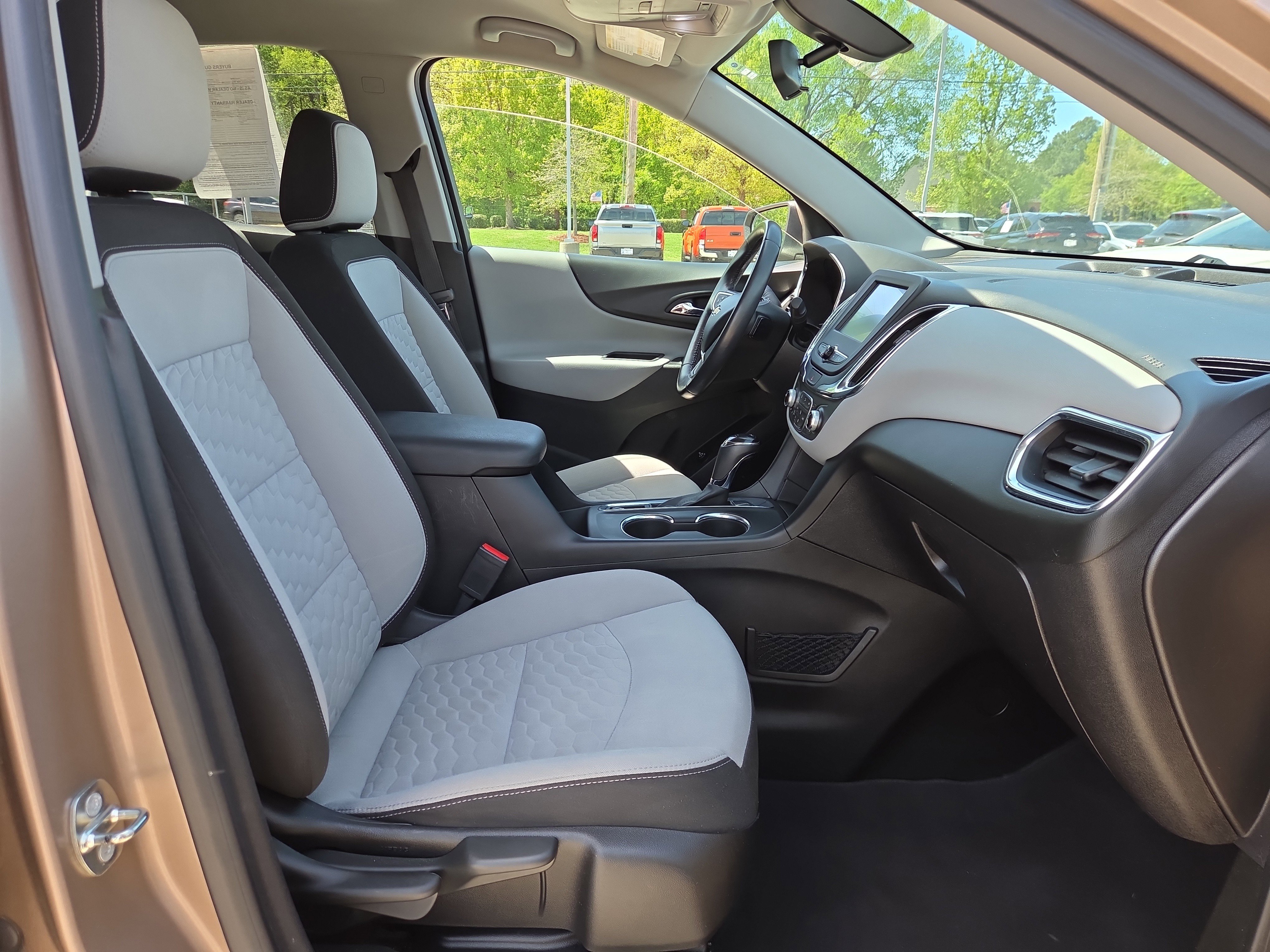 Used 2018 Chevrolet Equinox LT image 15