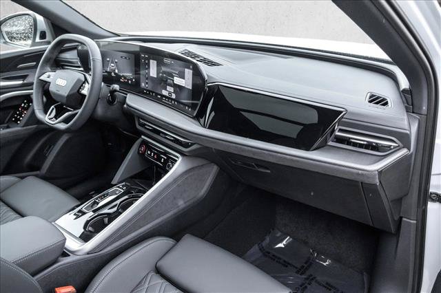 New 2026 Audi SQ5 Premium Plus AWD/4WD image 24