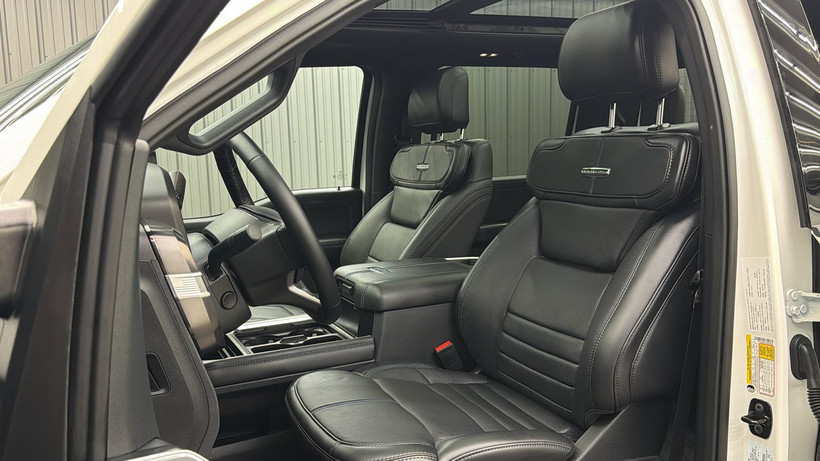 Used 2026 Ford F250 Platinum AWD/4WD image 35
