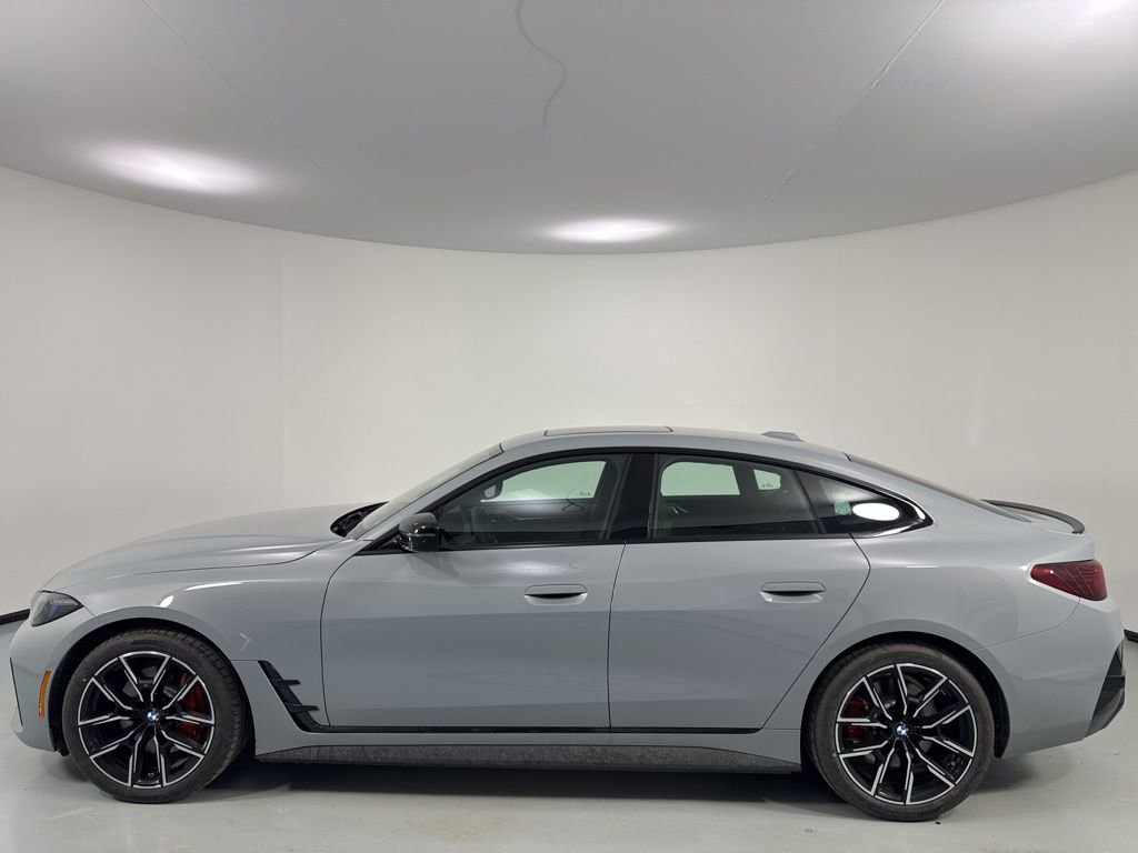 New 2026 BMW i4 xDrive40i w/ M Sport Package AWD/4WD image 4