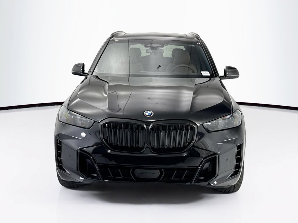 New 2026 BMW X5 xDrive40i w/ M Sport Package AWD/4WD image 2