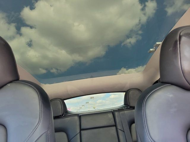 Used 2023 Tesla Model Y Long Range image 27