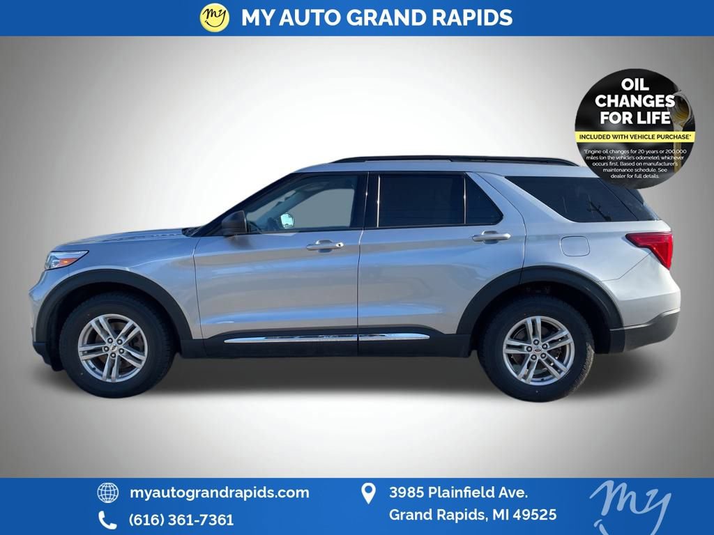 Used 2022 Ford Explorer XLT w/ Class IV Trailer Tow Package image 8