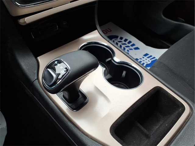 Used 2015 Jeep Grand Cherokee Laredo w/ Quick Order Package 23E image 18