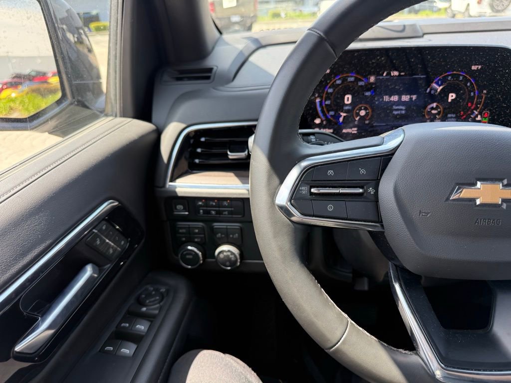 Used 2025 Chevrolet Tahoe LT AWD/4WD image 7