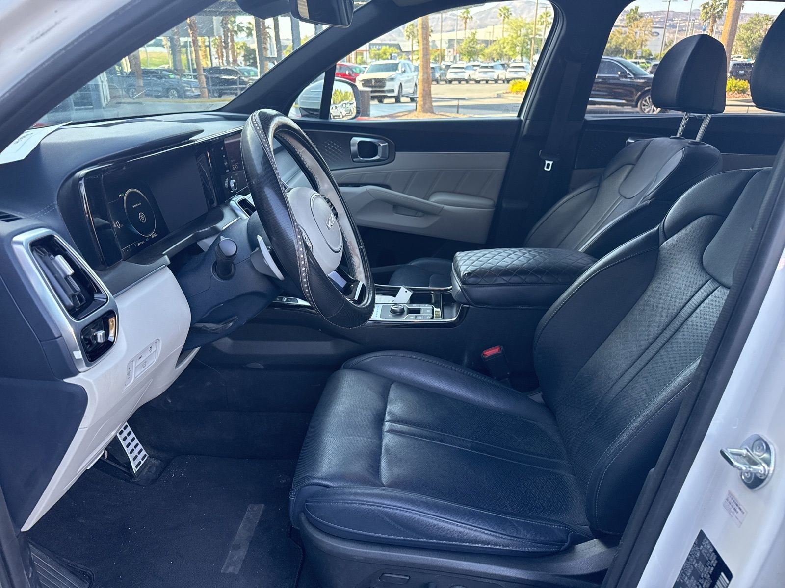 Used 2023 Kia Sorento SX Prestige AWD/4WD image 10