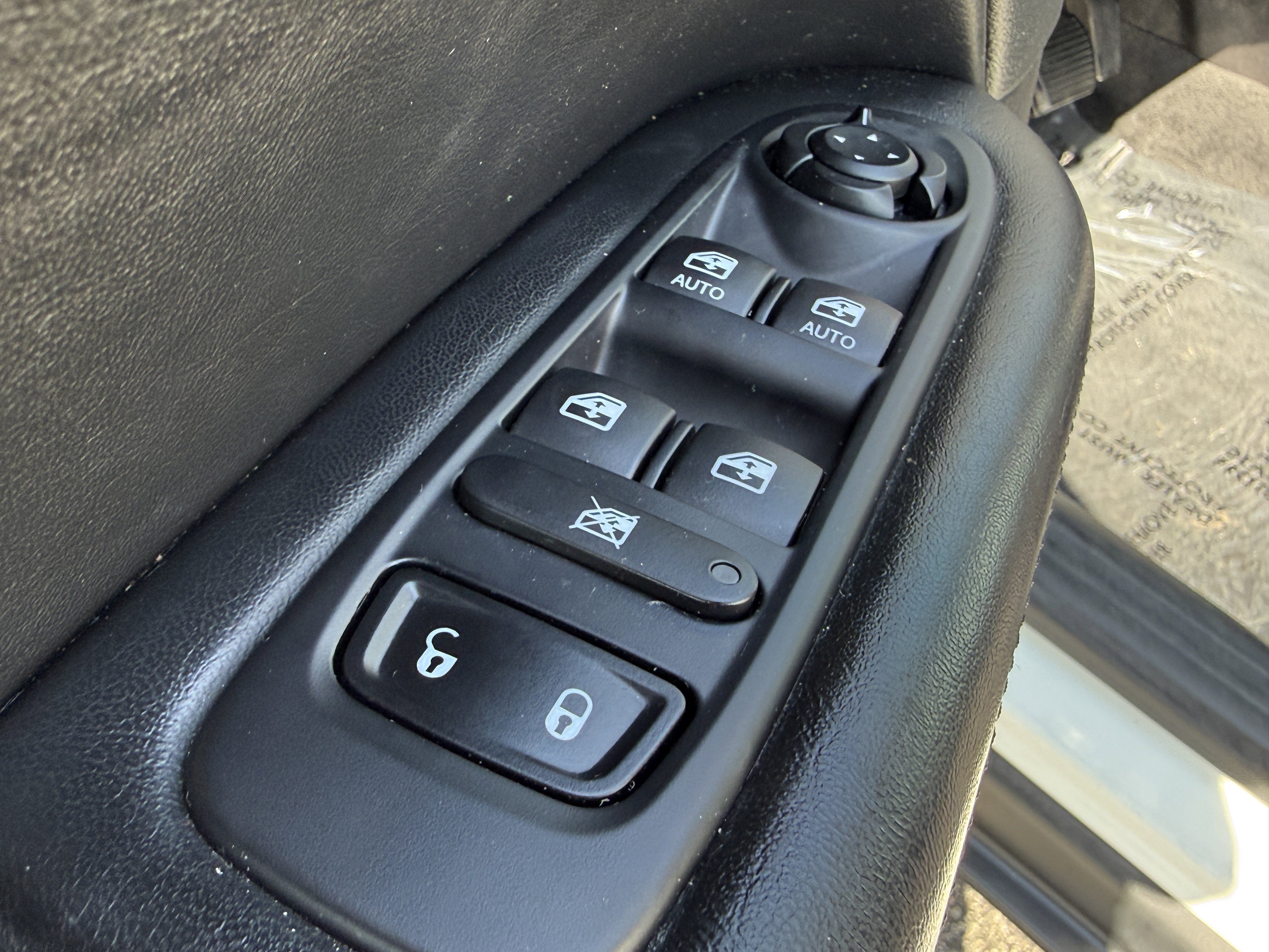 Used 2018 Jeep Compass Altitude w/ Popular Equipment Group image 14