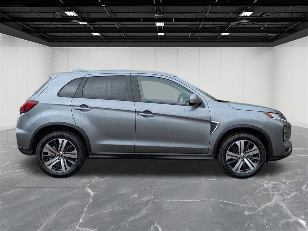 New 2025 Mitsubishi Outlander Sport SE image 6