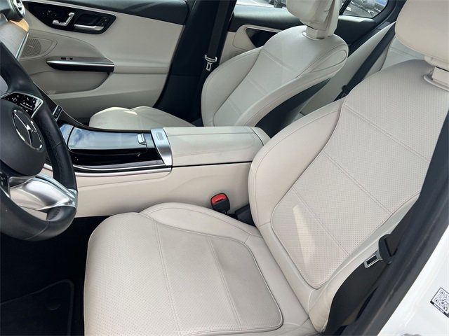 Used 2023 Mercedes-Benz C 300 Sedan image 26