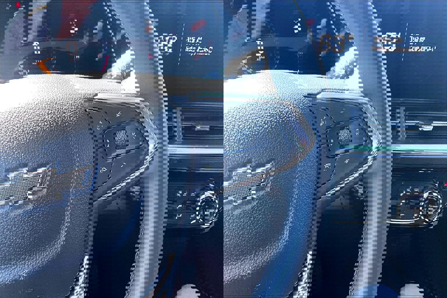 Used 2024 Chevrolet Trax ACTIV w/ Sunroof Package image 23