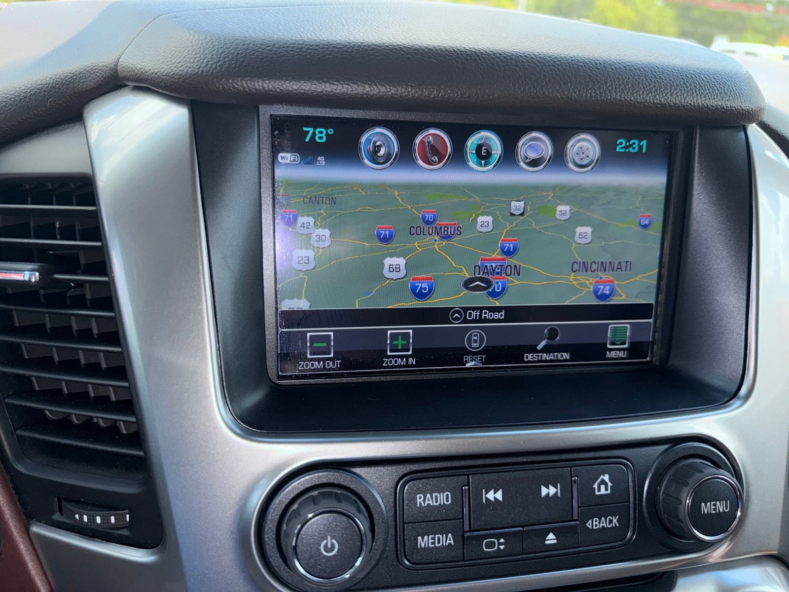 Used 2019 Chevrolet Suburban Premier AWD/4WD image 21