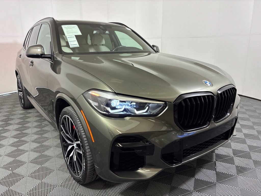 Certified 2023 BMW X5 xDrive40i w/ M Sport Package AWD/4WD image 4