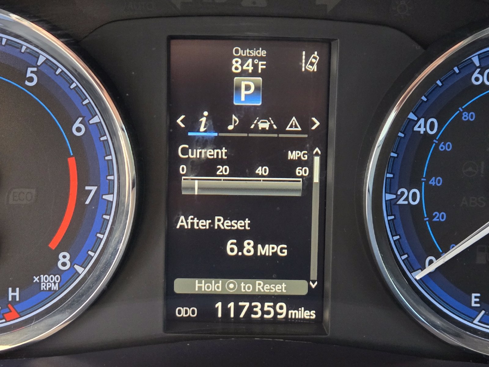 Used 2018 Toyota Corolla XSE FWD image 14