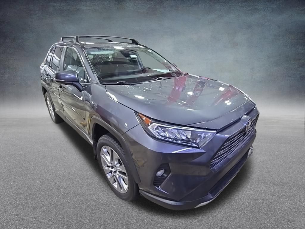 Used 2020 Toyota RAV4 Limited AWD/4WD image 10