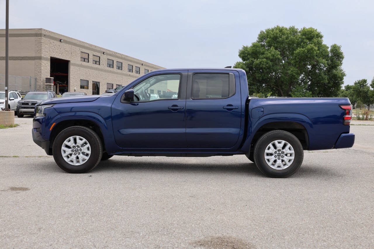 Used 2022 Nissan Frontier SV RWD image 8