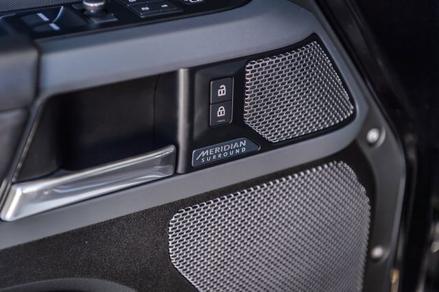 Used 2020 Land Rover Defender 110 X AWD/4WD image 57