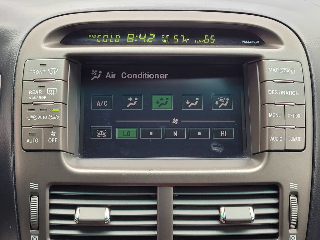 Used 2004 Lexus LS 430 RWD image 13