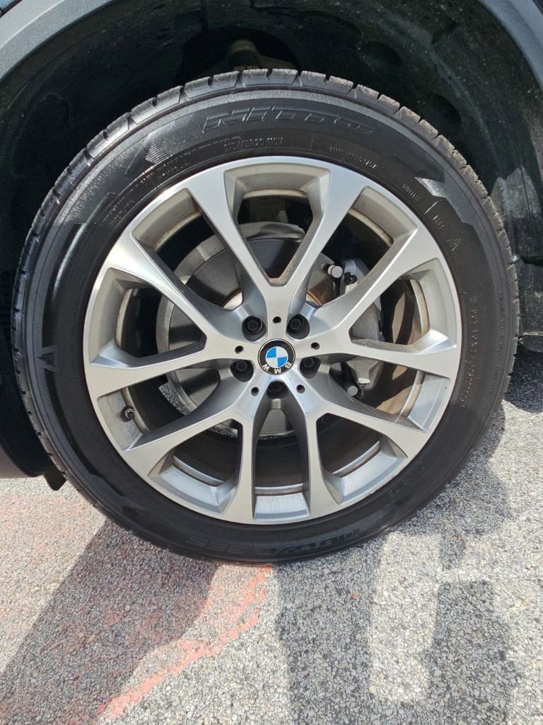 Used 2020 BMW X5 xDrive40i w/ Convenience Package AWD/4WD image 9