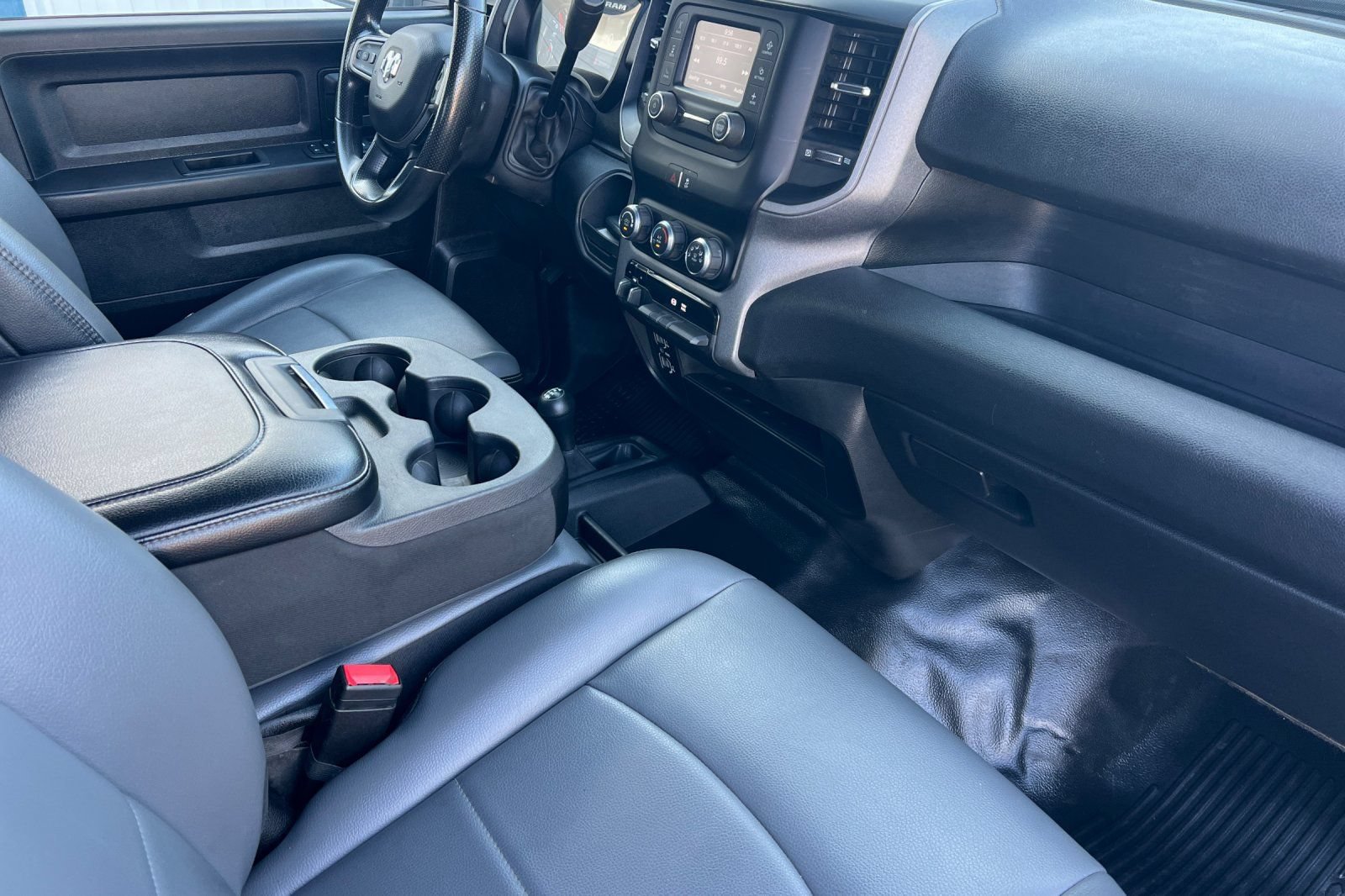 Used 2024 RAM 3500 Tradesman AWD/4WD image 16