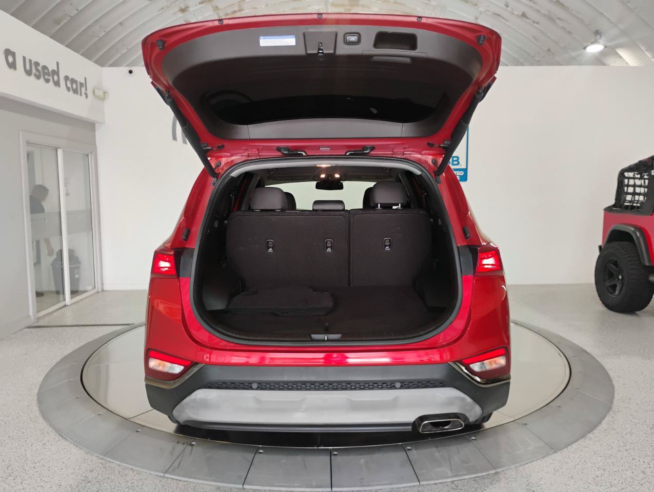 Used 2019 Hyundai Santa Fe SEL FWD image 6