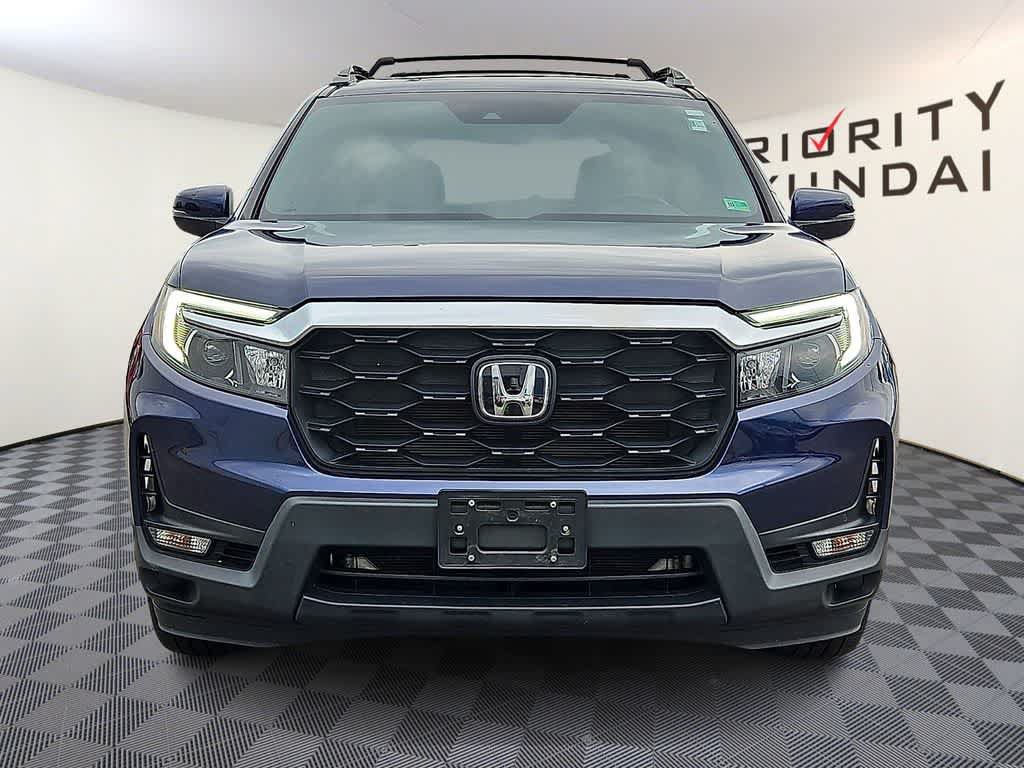 Used 2023 Honda Passport EX-L image 2