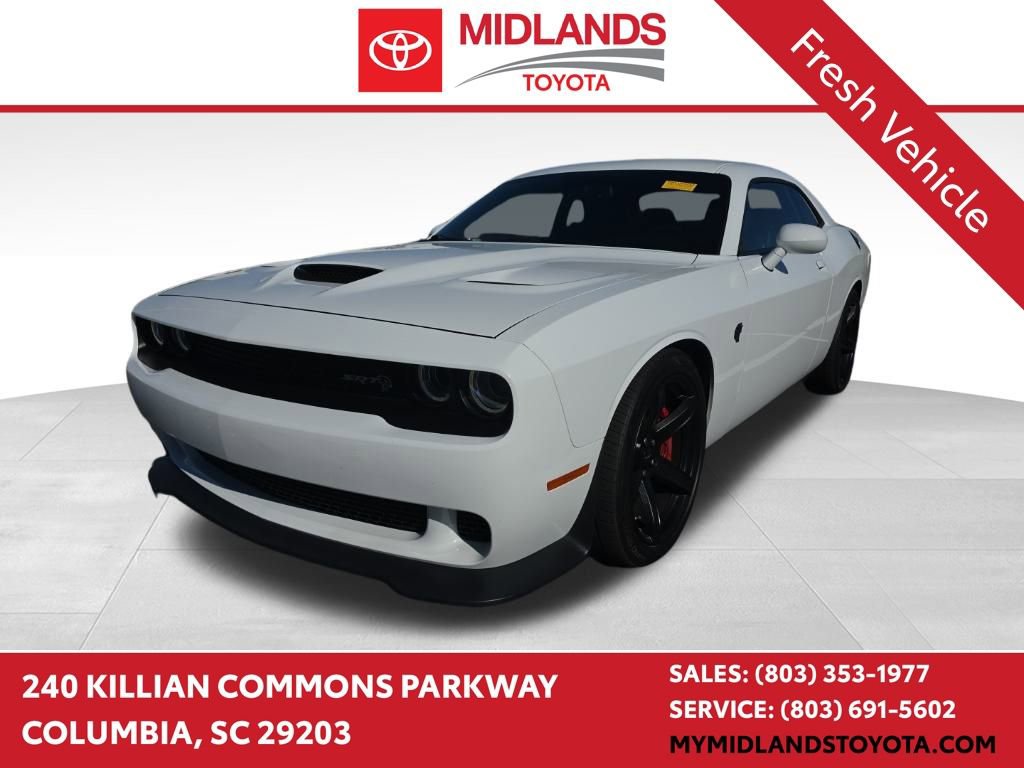 Used 2017 Dodge Challenger SRT Hellcat image 1