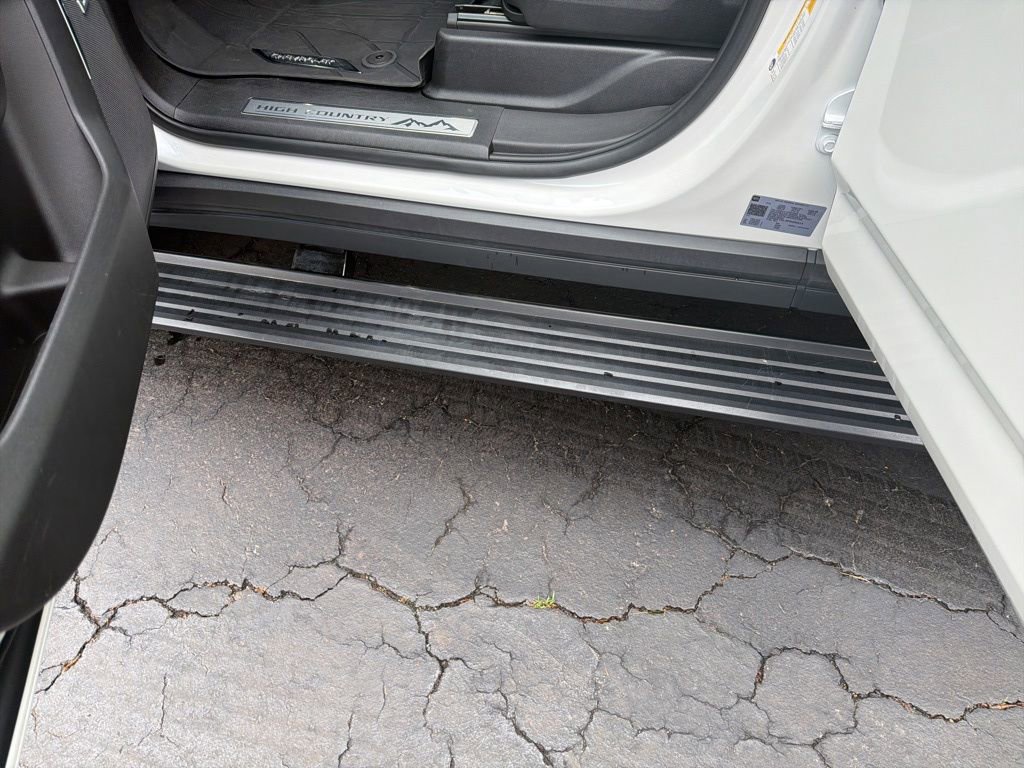 Used 2023 Chevrolet Tahoe High Country image 20