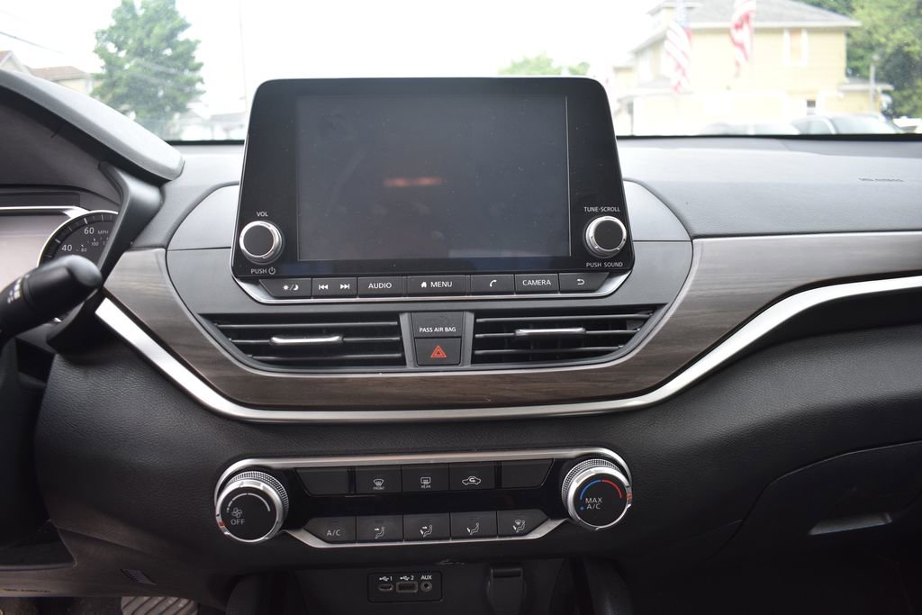 Used 2024 Nissan Altima 2.5 SV AWD/4WD image 18