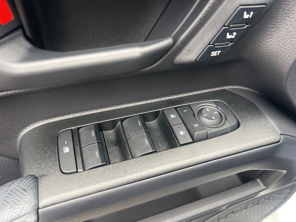 Used 2025 Toyota 4Runner TRD Off-Road Premium AWD/4WD image 11