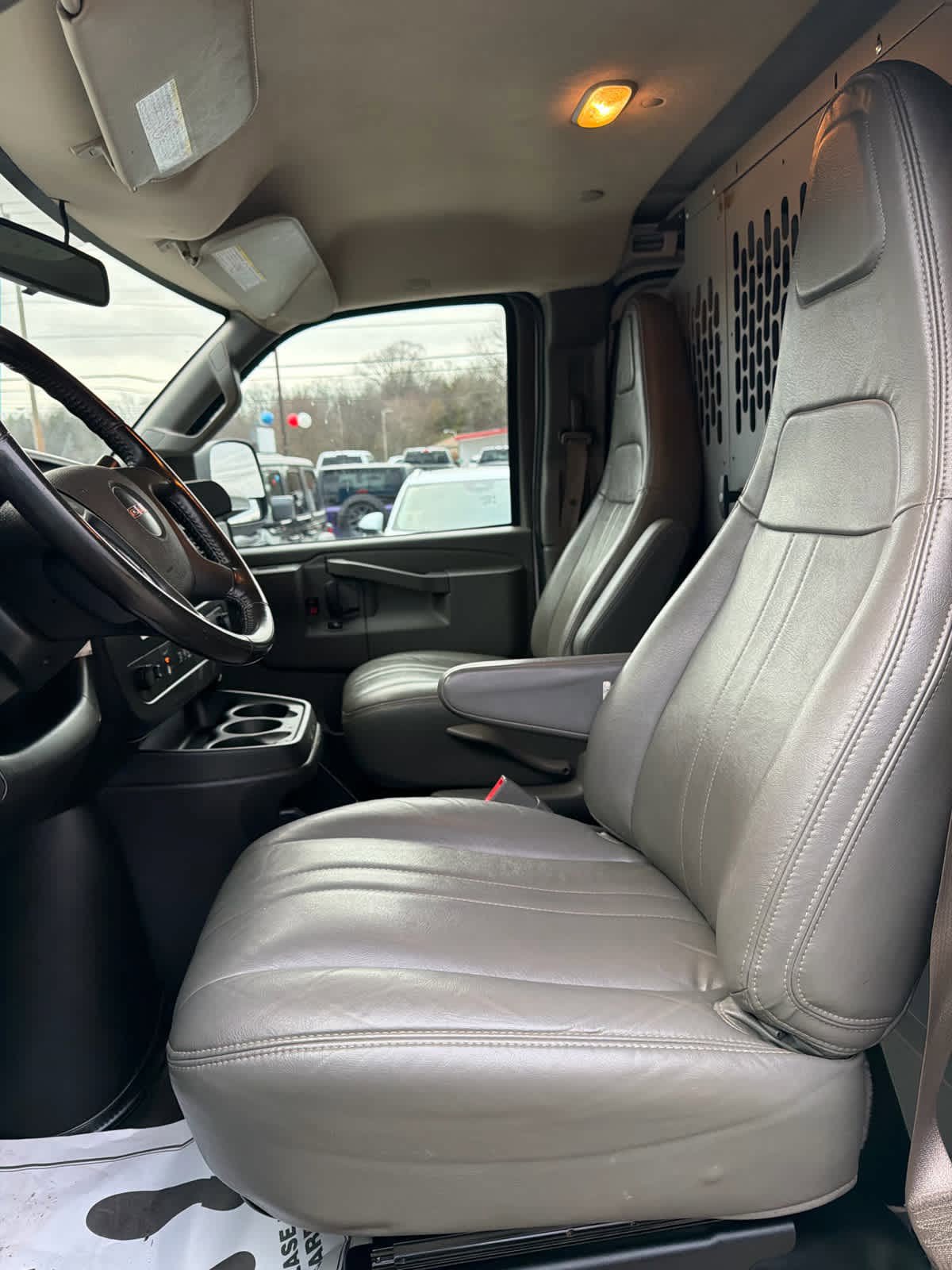 Used 2023 GMC Savana 2500 w/ Driver Convenience Package RWD image 12