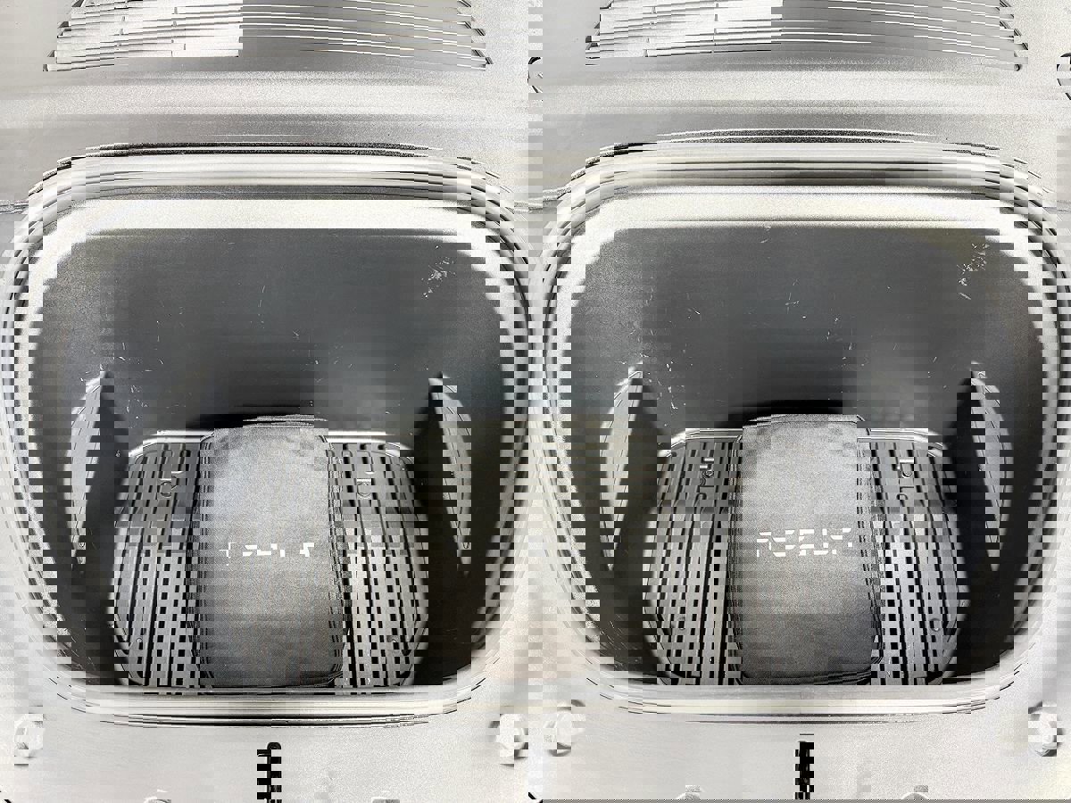 Used 2020 Tesla Model Y Long Range image 21