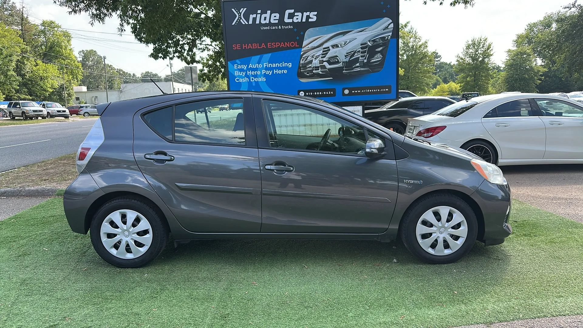 Used 2013 Toyota Prius C Two FWD image 8