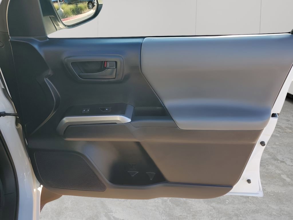 Used 2021 Toyota Tacoma SR5 image 13