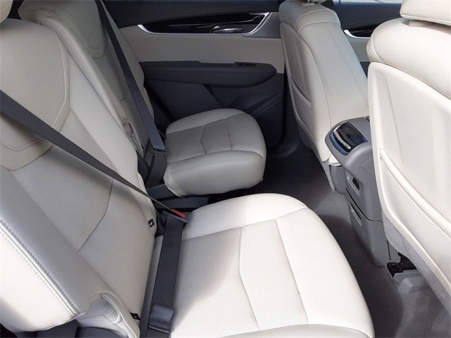 Used 2024 Cadillac XT6 Premium Luxury w/ Technology Package image 28