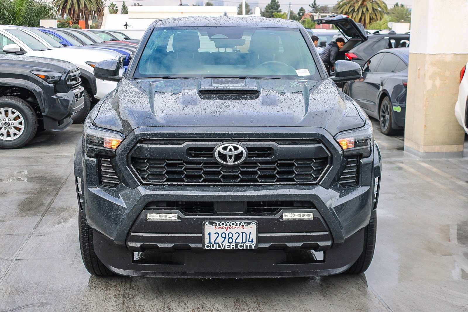 Used 2024 Toyota Tacoma TRD Sport image 2