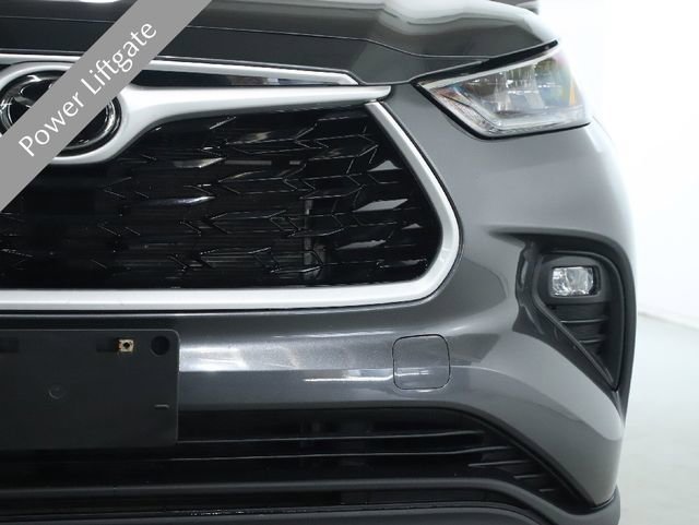 Used 2023 Toyota Highlander Limited image 8