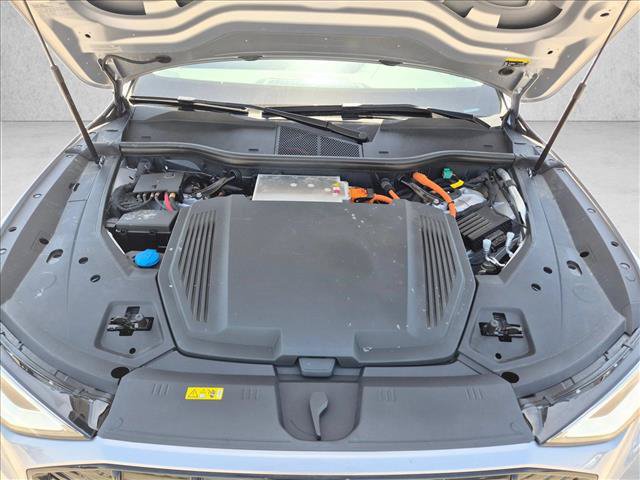 Used 2021 Audi e-tron Premium Plus w/ Premium Plus Package AWD/4WD image 23