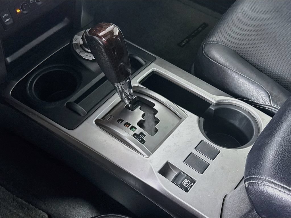 Used 2014 Toyota 4Runner Limited AWD/4WD image 17